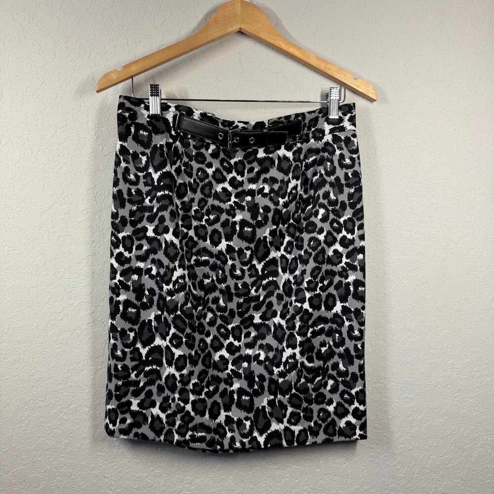 Women's Michael Kors Leopard Animal Print Black and White Skirt Size 8
